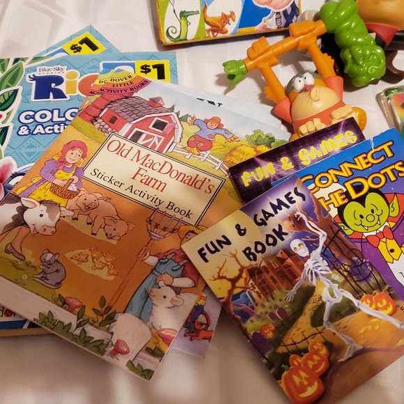 Variety Pack - Kids FUN!! Car Games, Puzzles, Coloring & Activity Books - Picture 5 of 9